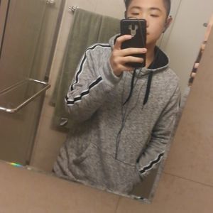 Meet your Posher, Leo